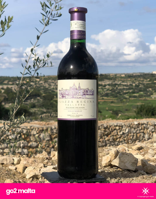 Pjazza Regina Rotwein